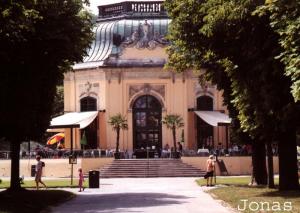 Pavillon central