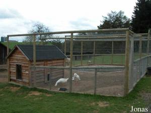 Volières des animaux de la ferme