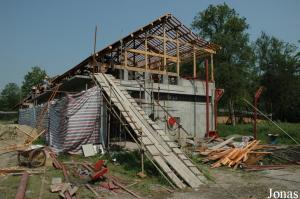 Nouveau bâtiment en cours de construction