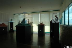 Exhibition of sea and man art made of burned soil handicraft