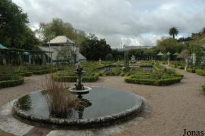 Old gardens in the amusement quarter